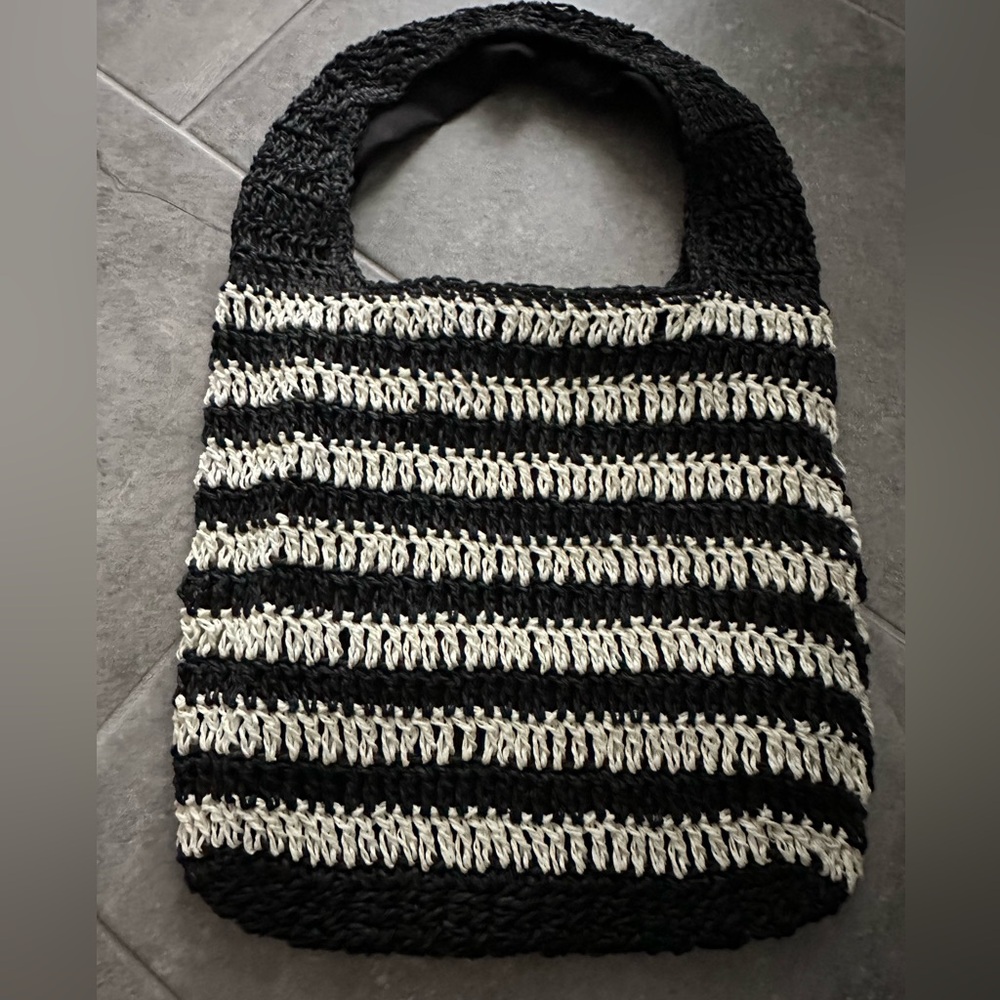 Hemline Allegra Straw Bag in Black/White